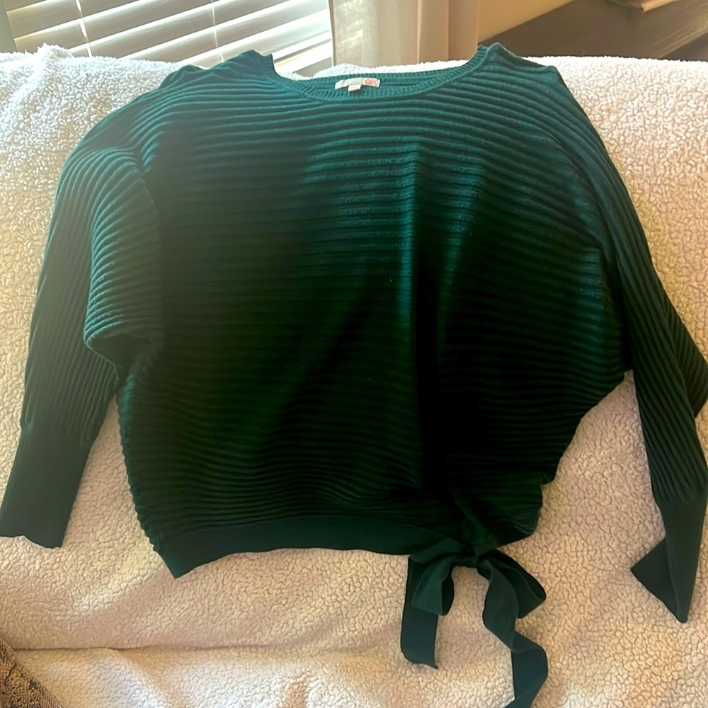 GB green sweater